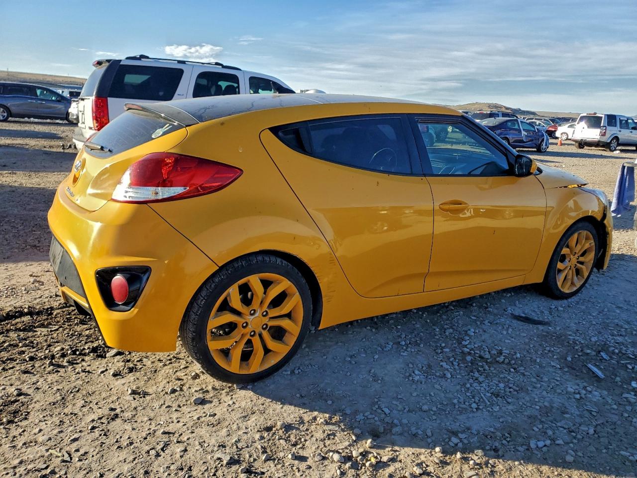 2015 HYUNDAI VELOSTER BASE photo 3