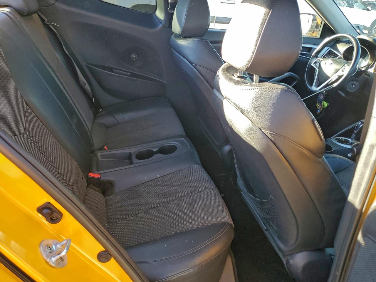 2015 HYUNDAI VELOSTER BASE photo 10