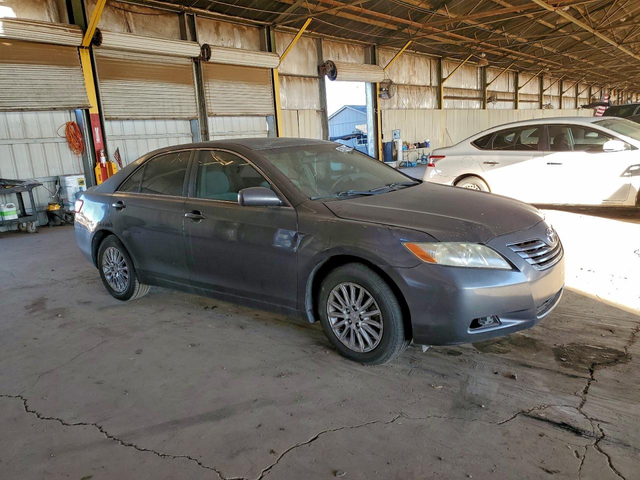 2009 TOYOTA CAMRY BASE photo 4