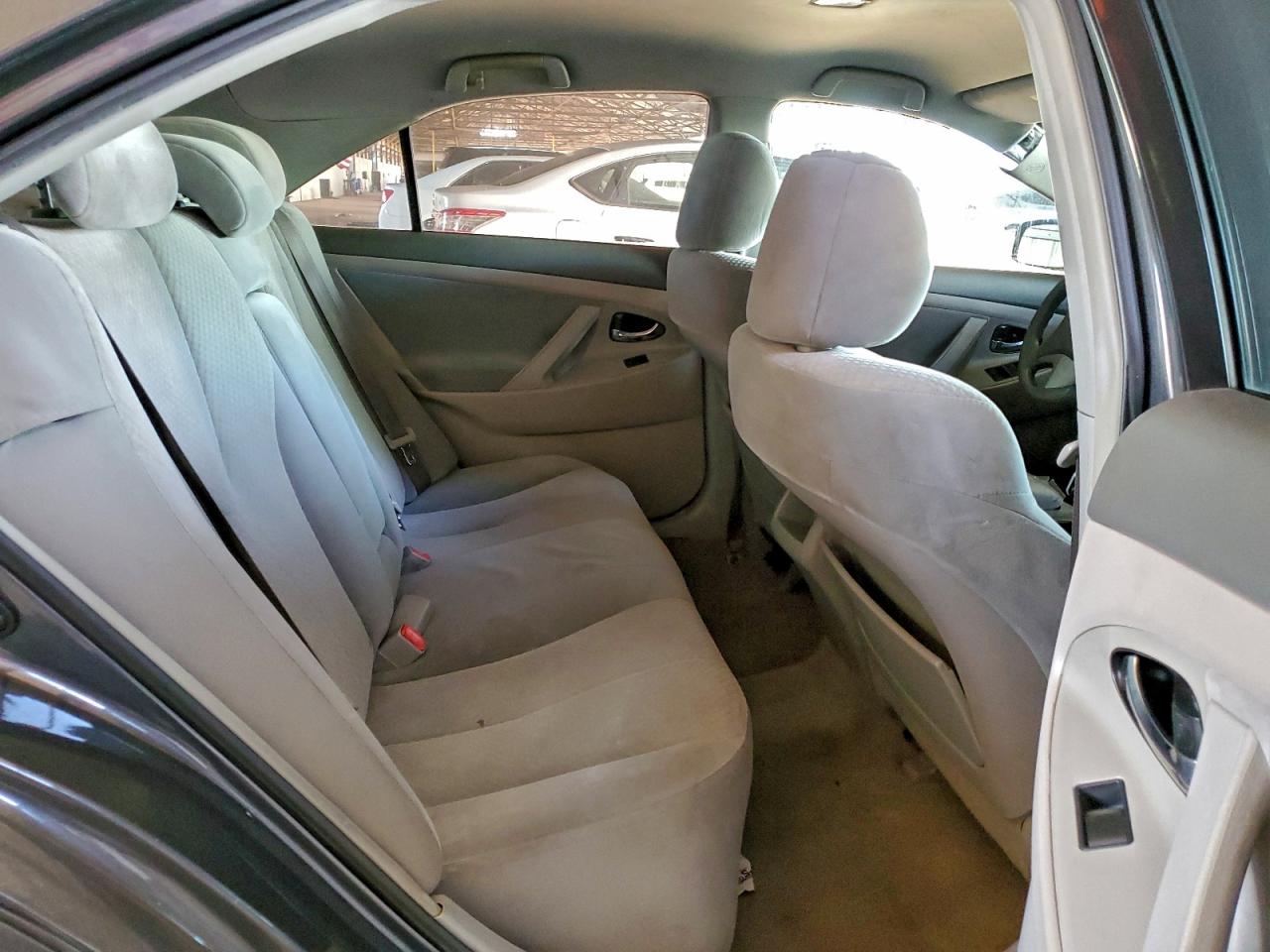 2009 TOYOTA CAMRY BASE photo 10