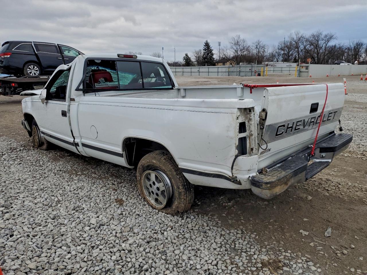 1994 CHEVROLET GMT-400 C1500 photo 2