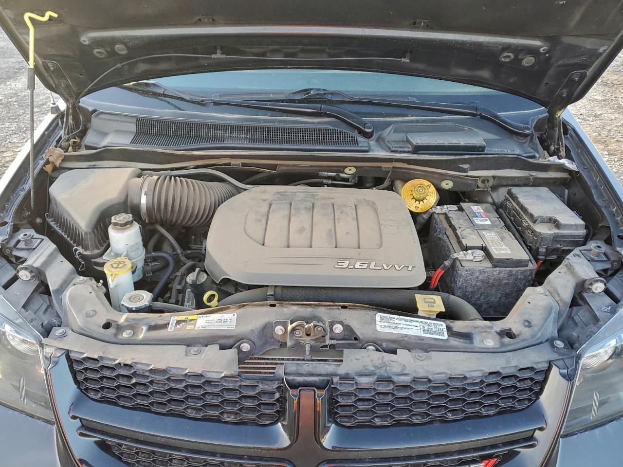 2015 DODGE GRAND CARAVAN SXT photo 12