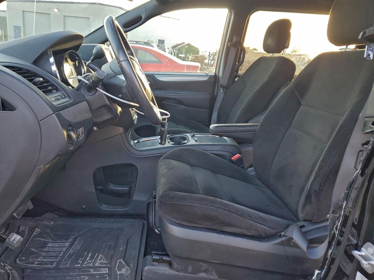 2015 DODGE GRAND CARAVAN SXT photo 7