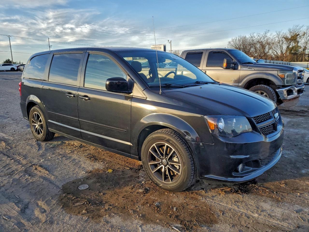 2015 DODGE GRAND CARAVAN SXT photo 4