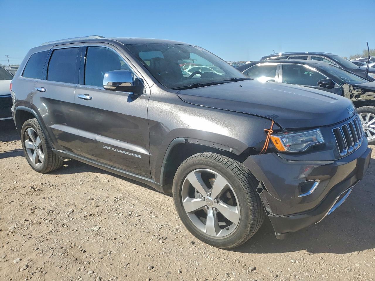 2015 JEEP GRAND CHEROKEE LIMITED photo 4