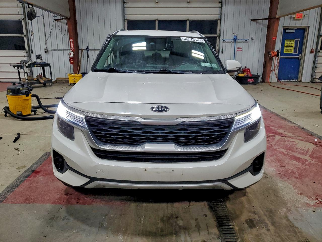 2021 KIA SELTOS EX photo 5