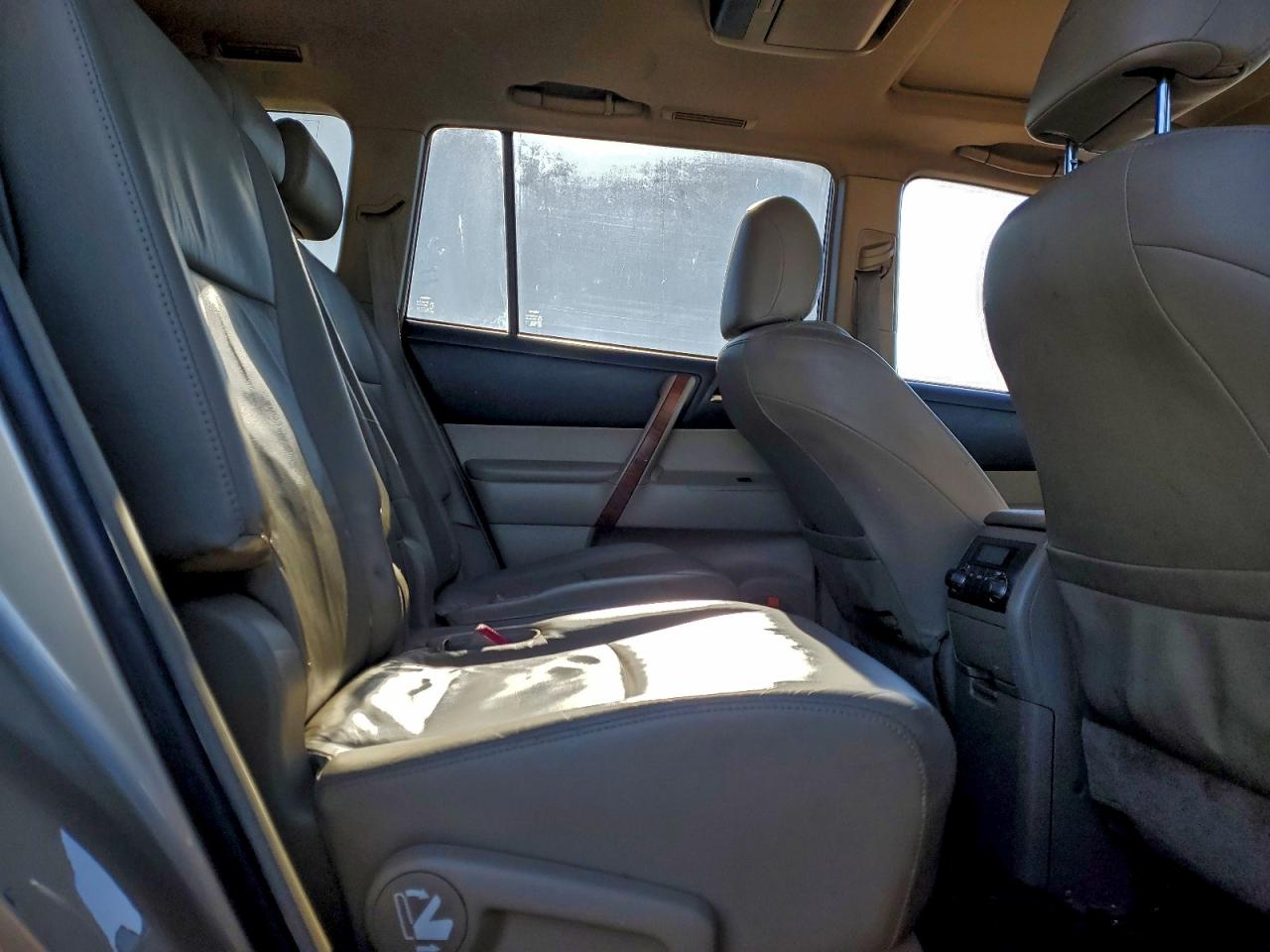 2008 TOYOTA HIGHLANDER LIMITED photo 11