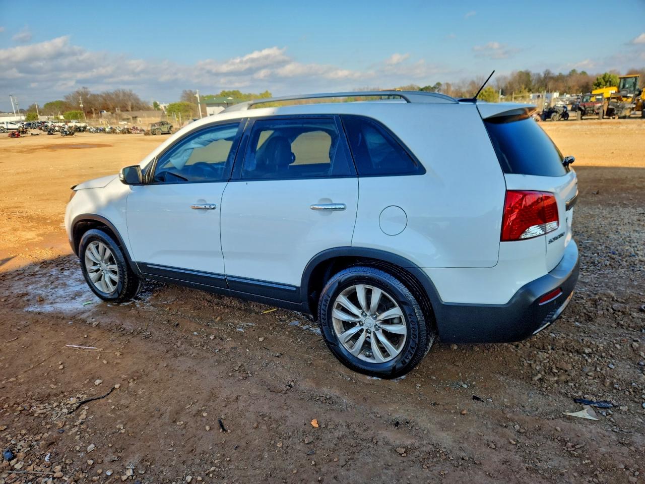2011 KIA SORENTO EX photo 2