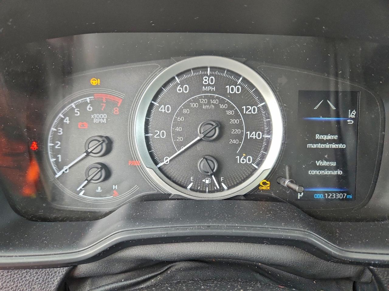 2021 TOYOTA COROLLA LE photo 9