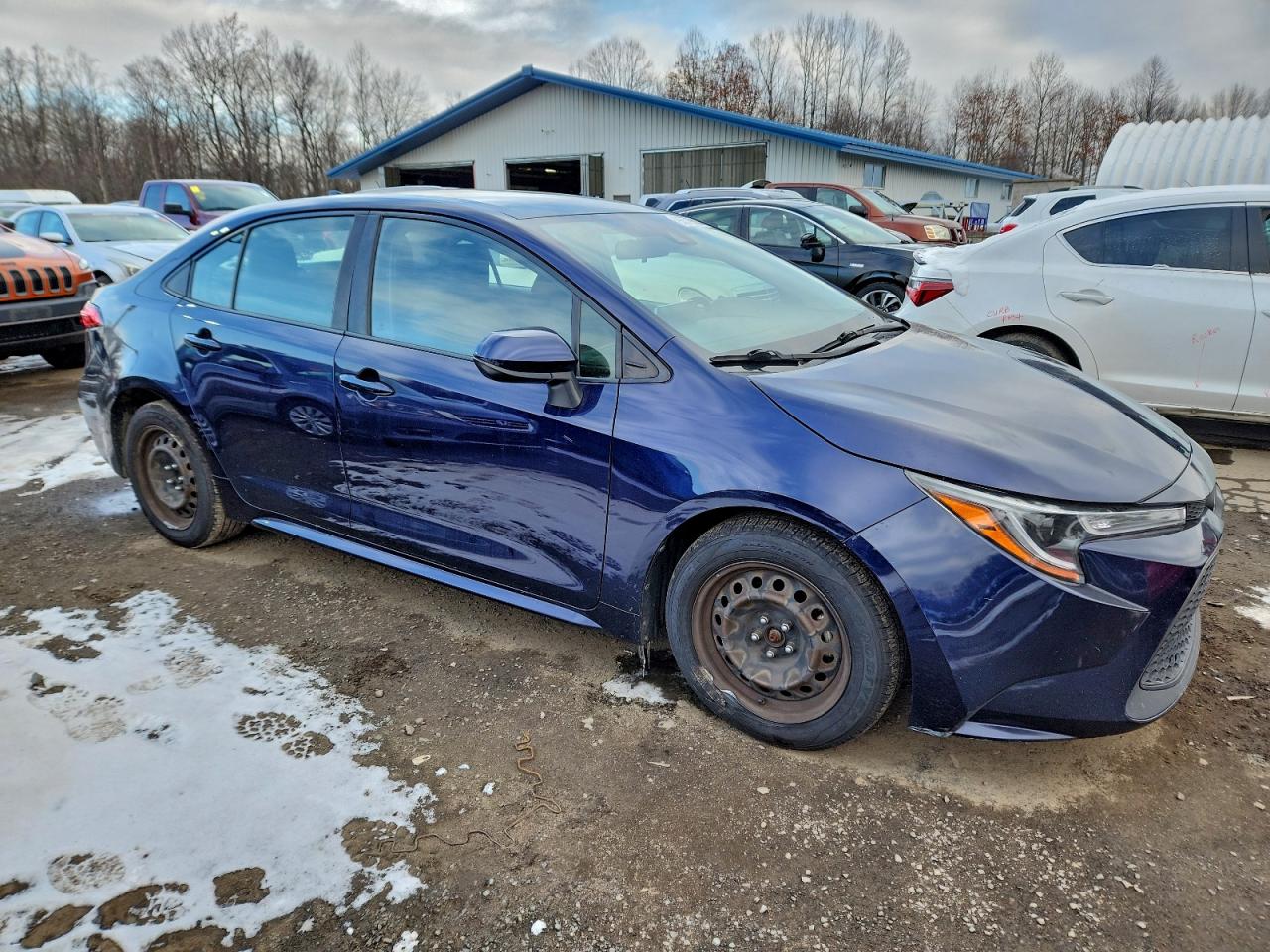 2021 TOYOTA COROLLA LE photo 4