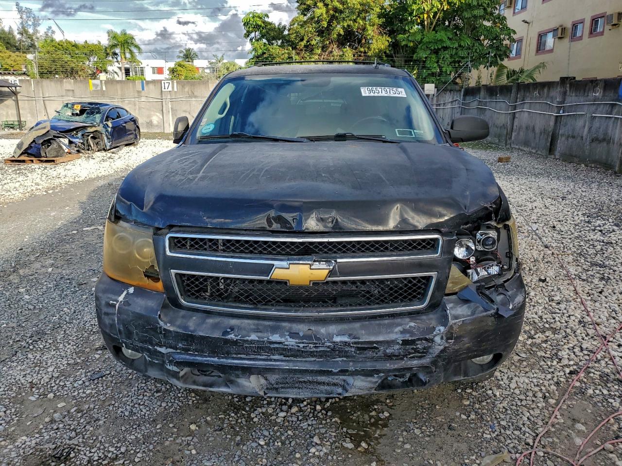 2013 CHEVROLET SUBURBAN K1500 LT photo 5