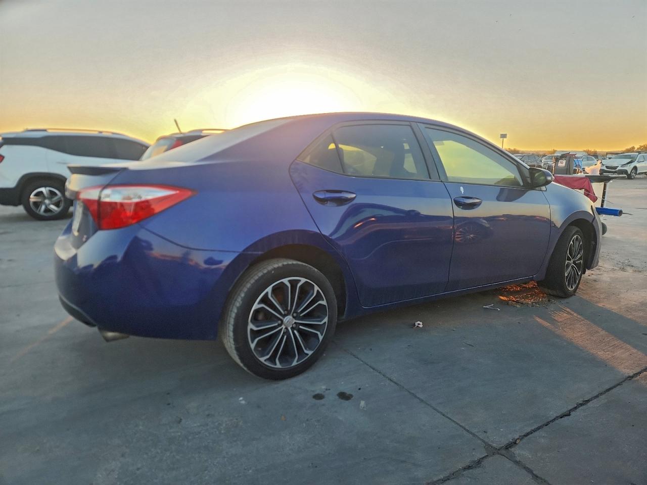 2016 TOYOTA COROLLA L photo 3