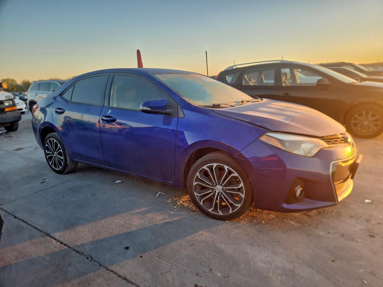 2016 TOYOTA COROLLA L photo 4
