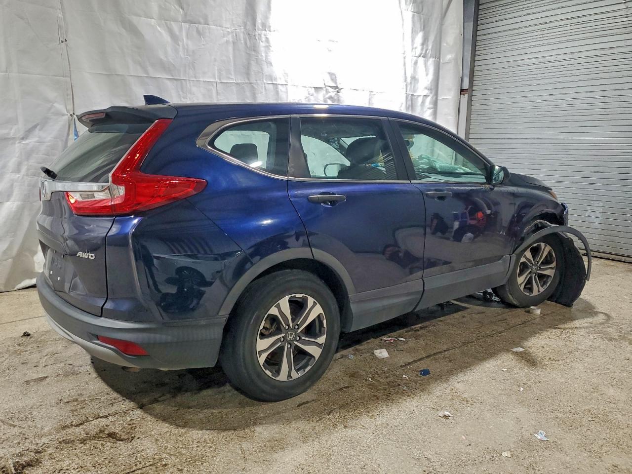 2018 HONDA CR-V LX photo 3