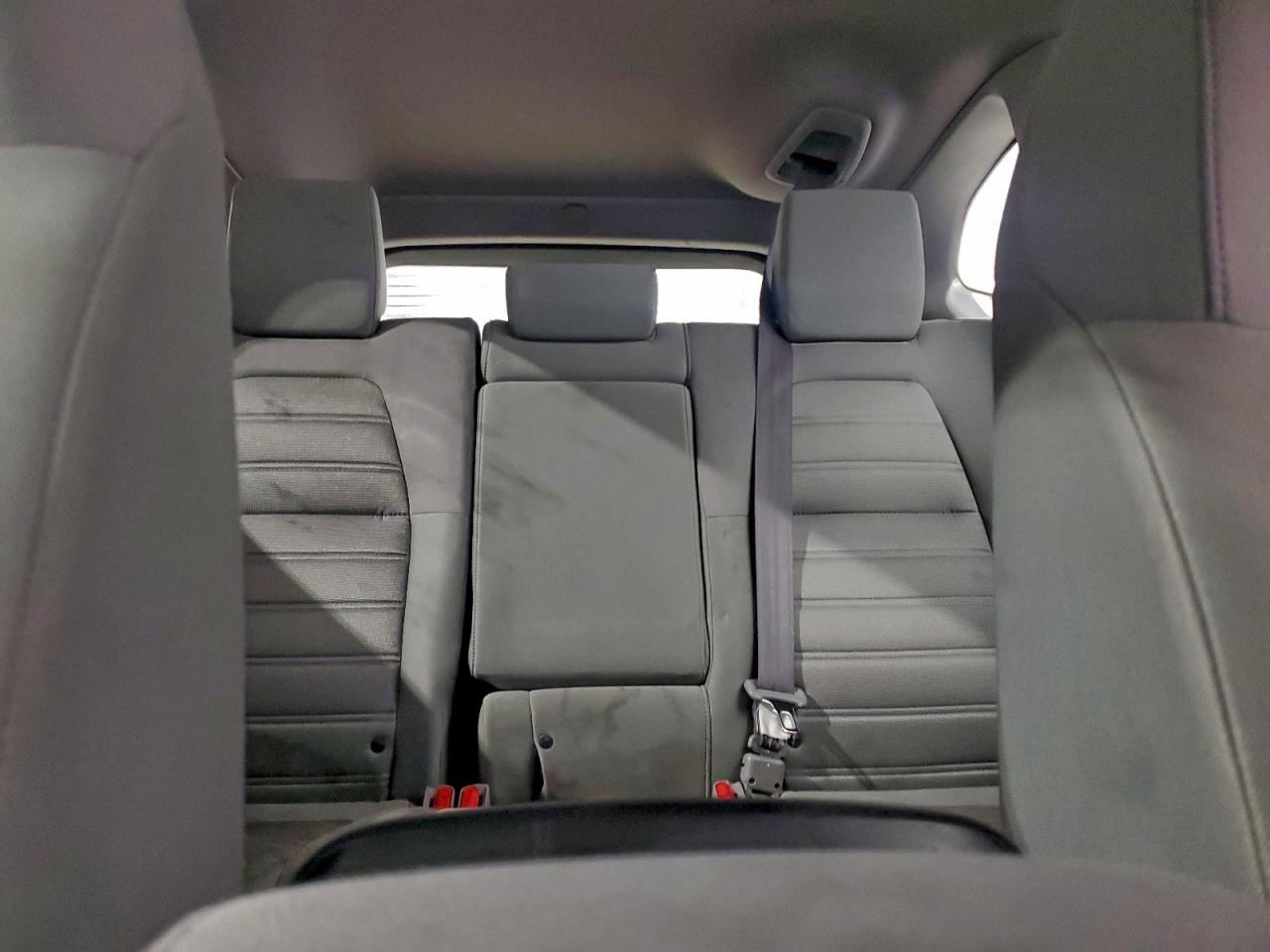 2018 HONDA CR-V LX photo 10