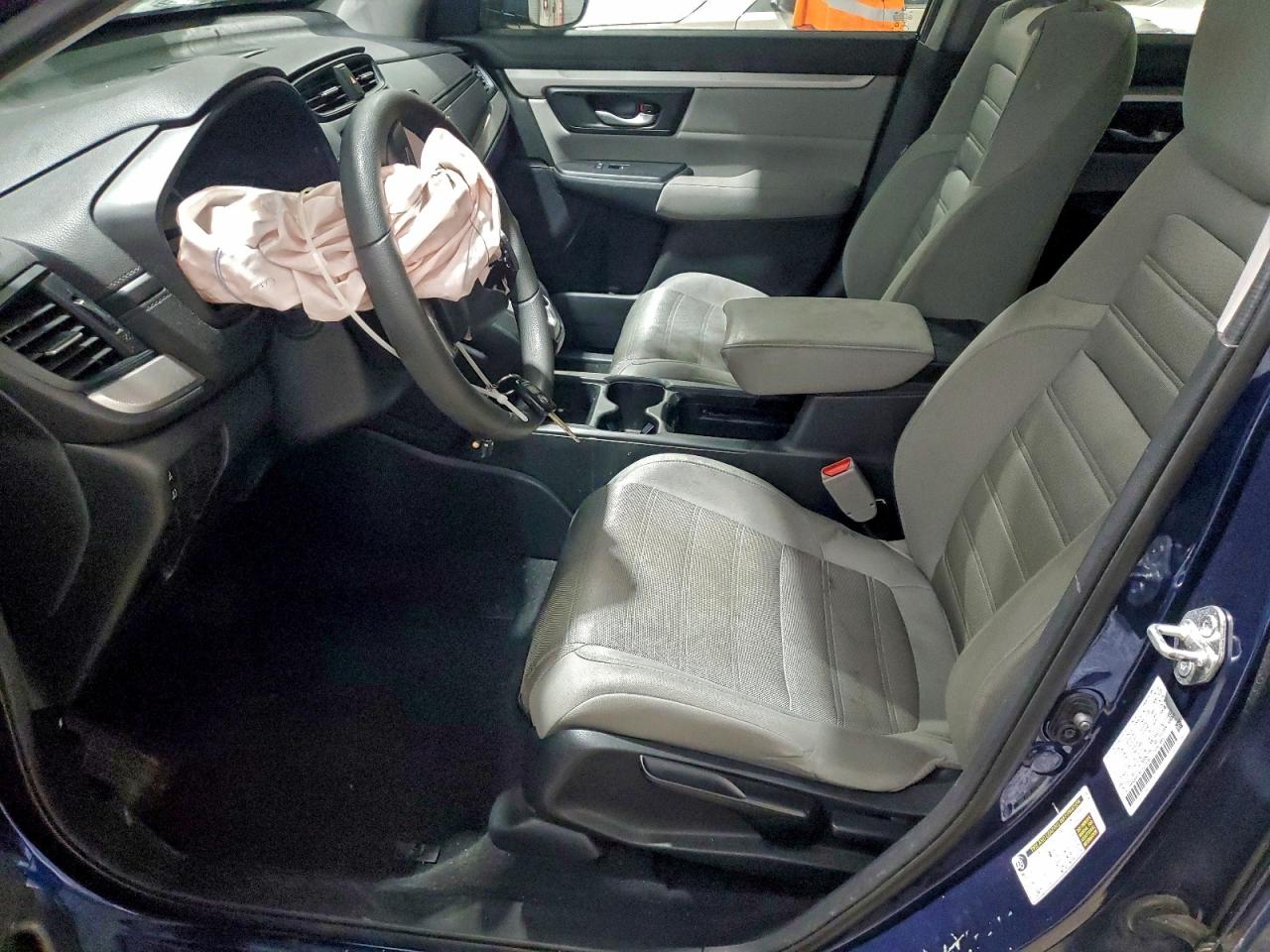 2018 HONDA CR-V LX photo 7