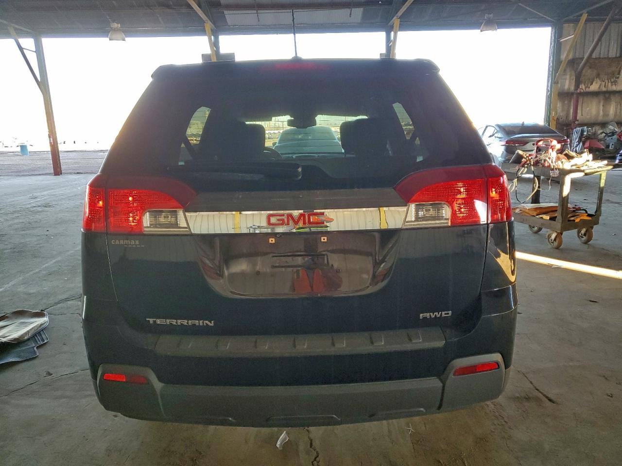 2015 GMC TERRAIN SLE photo 6