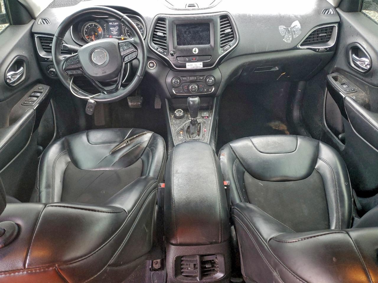 2019 JEEP CHEROKEE LATITUDE PLUS photo 8