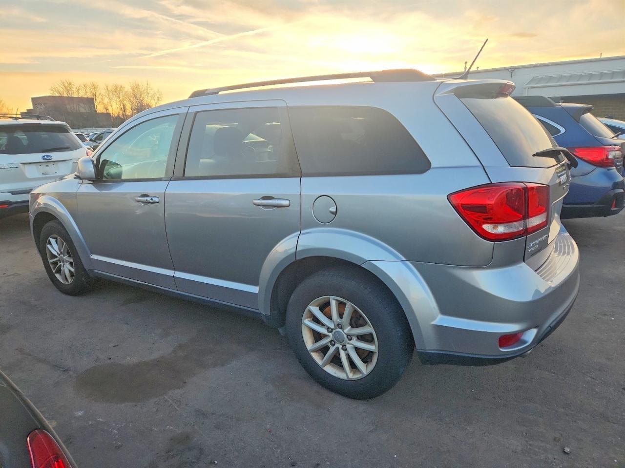 2017 DODGE JOURNEY SXT photo 2