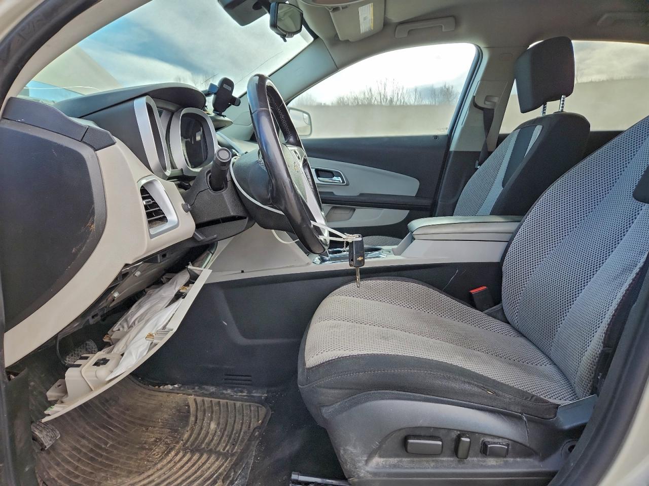 2013 CHEVROLET EQUINOX LT photo 7