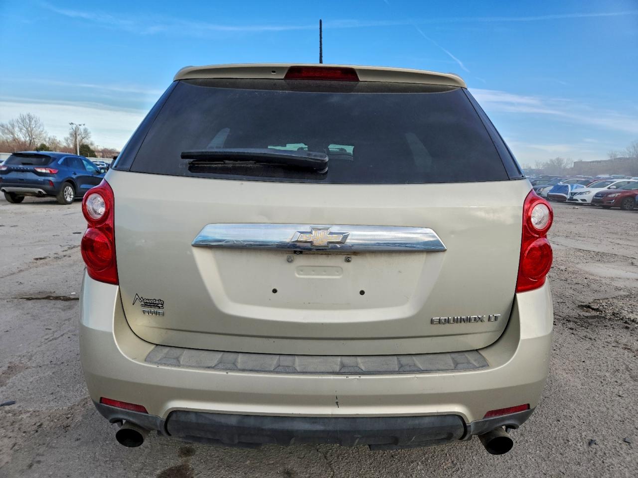 2013 CHEVROLET EQUINOX LT photo 6