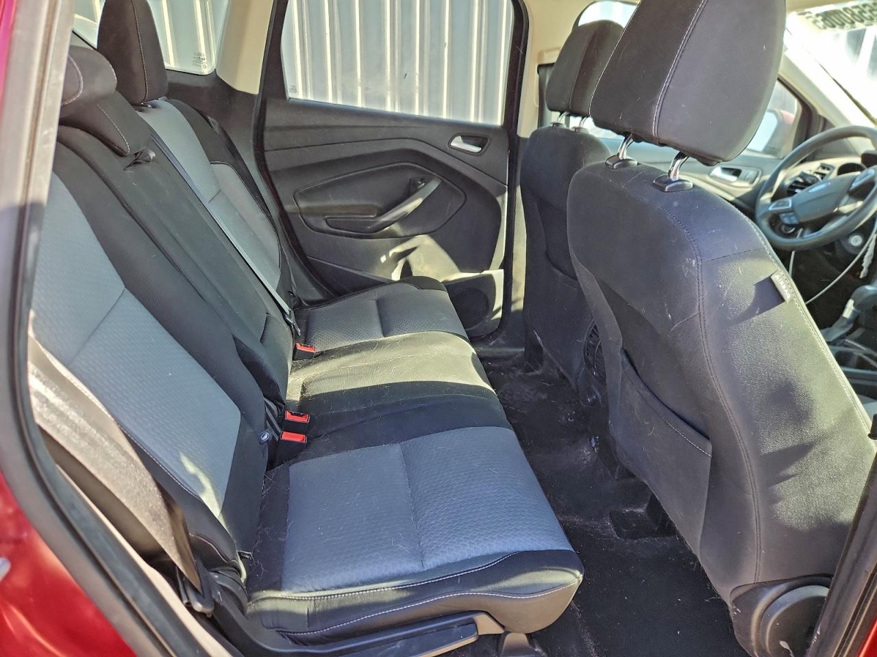 2017 FORD ESCAPE SE photo 10