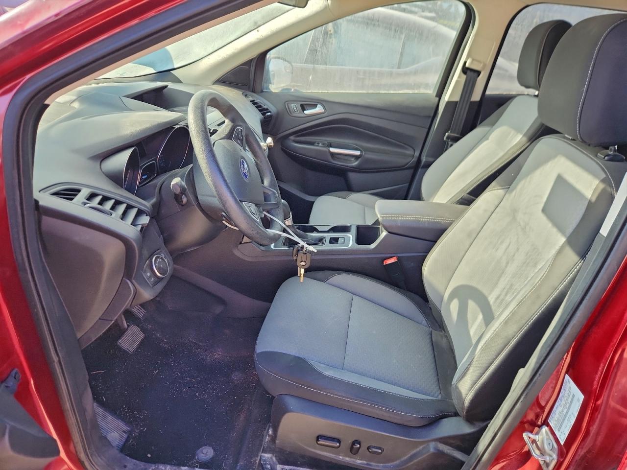 2017 FORD ESCAPE SE photo 7