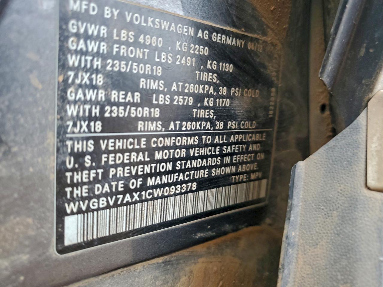 2012 VOLKSWAGEN TIGUAN S photo 13