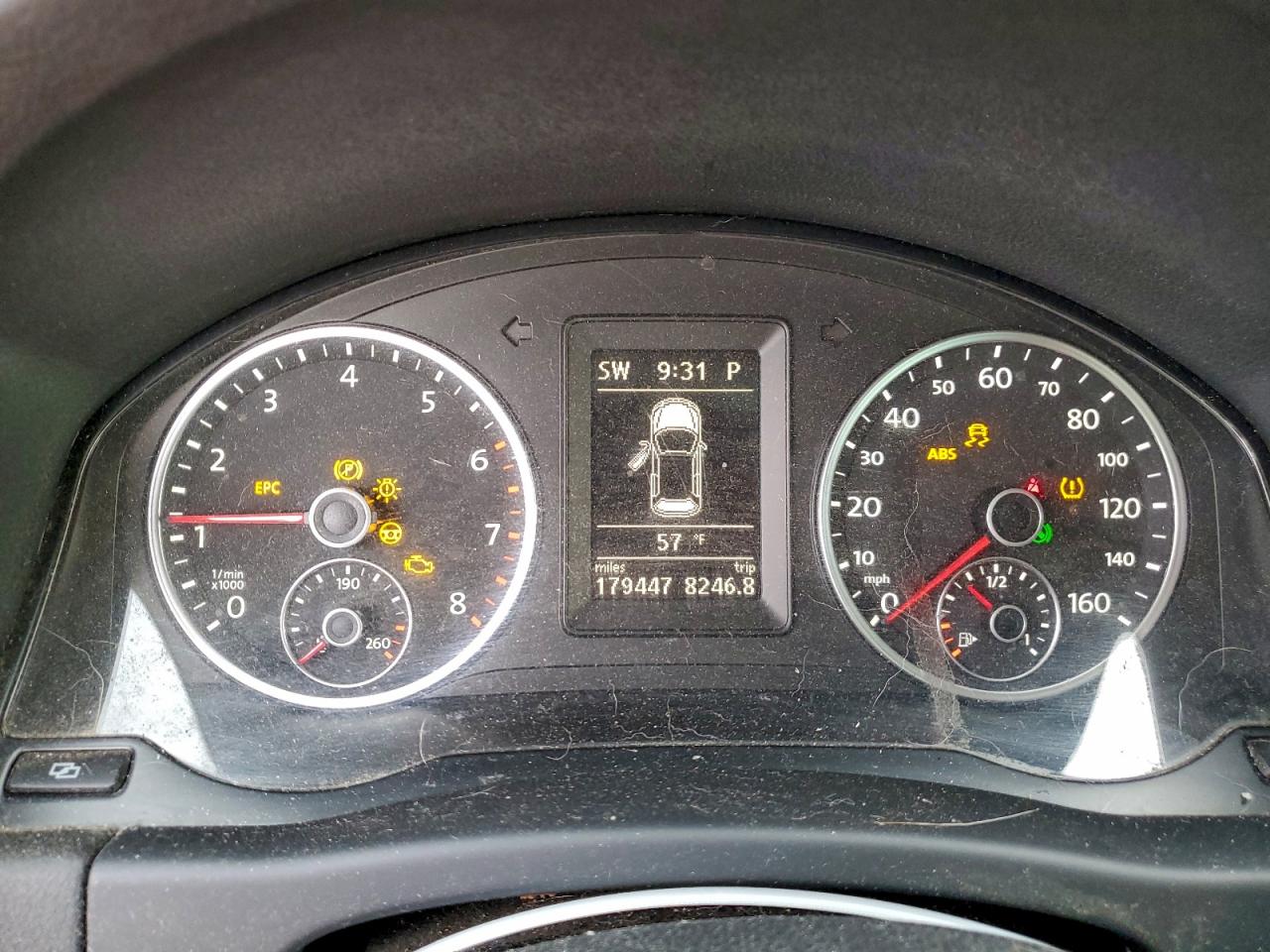 2012 VOLKSWAGEN TIGUAN S photo 9