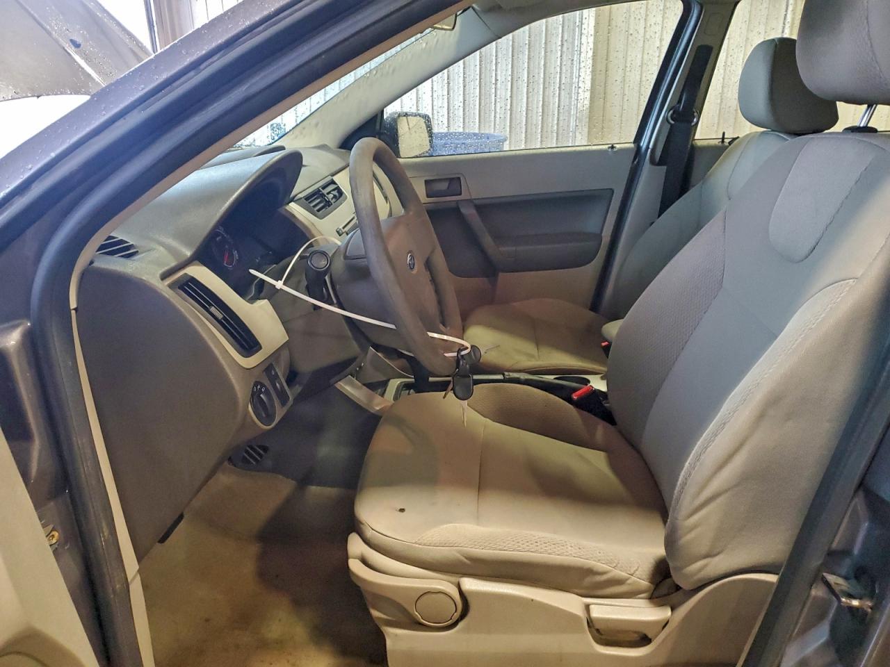 2009 FORD FOCUS S photo 7
