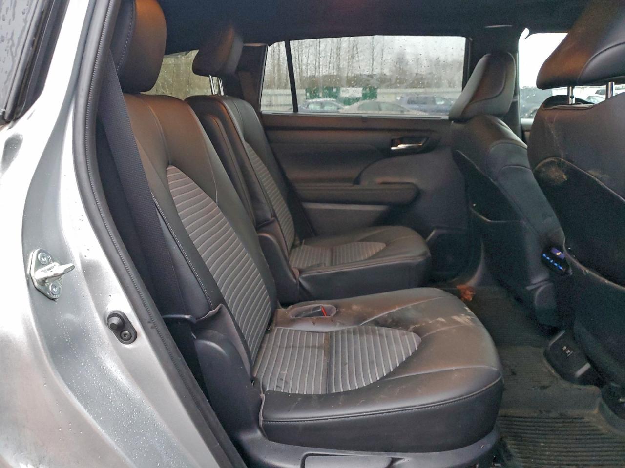 2021 TOYOTA HIGHLANDER XSE photo 11