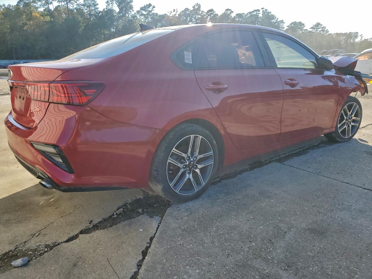 2019 KIA FORTE GT LINE photo 3
