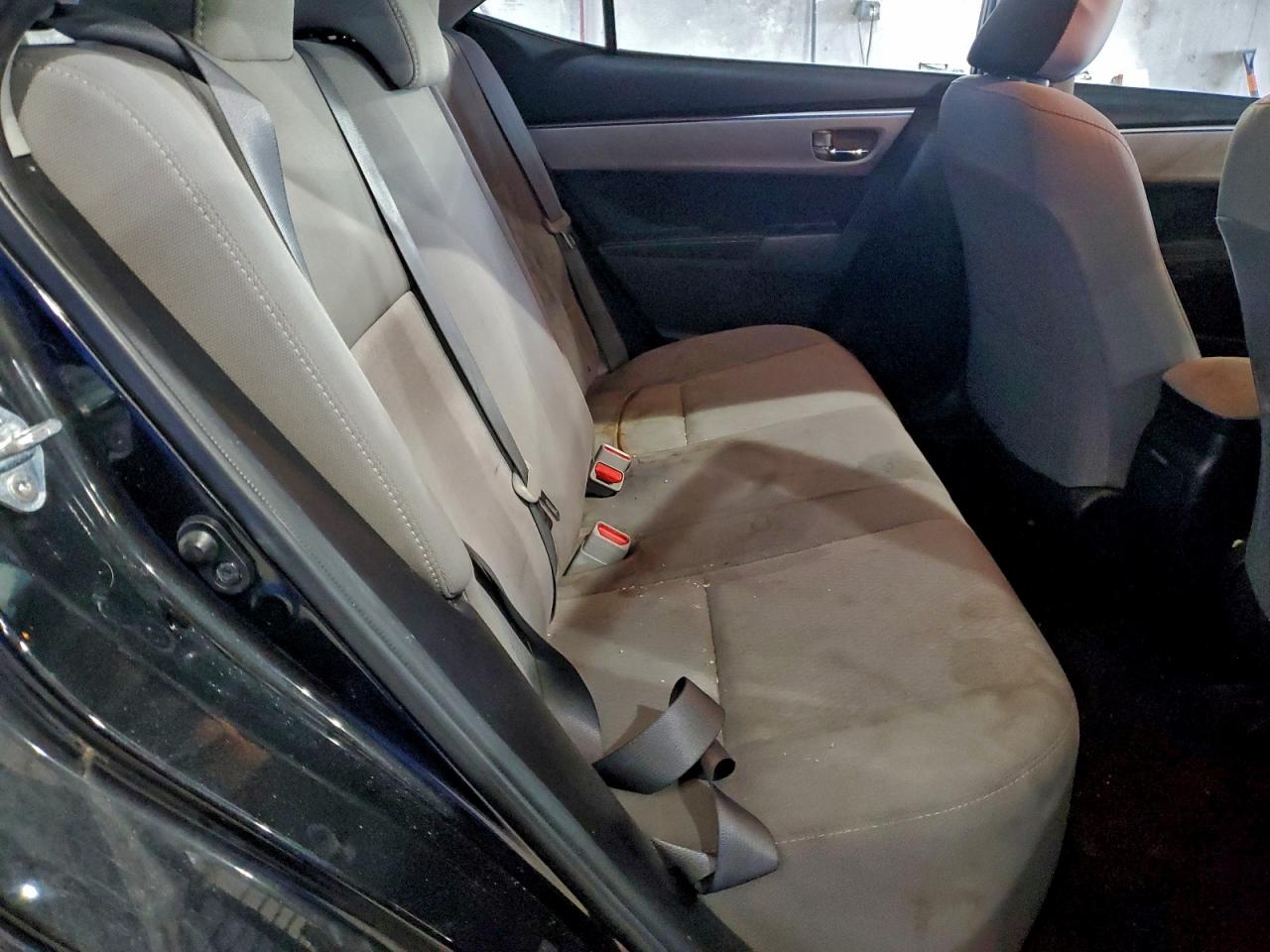 2014 TOYOTA COROLLA L photo 10