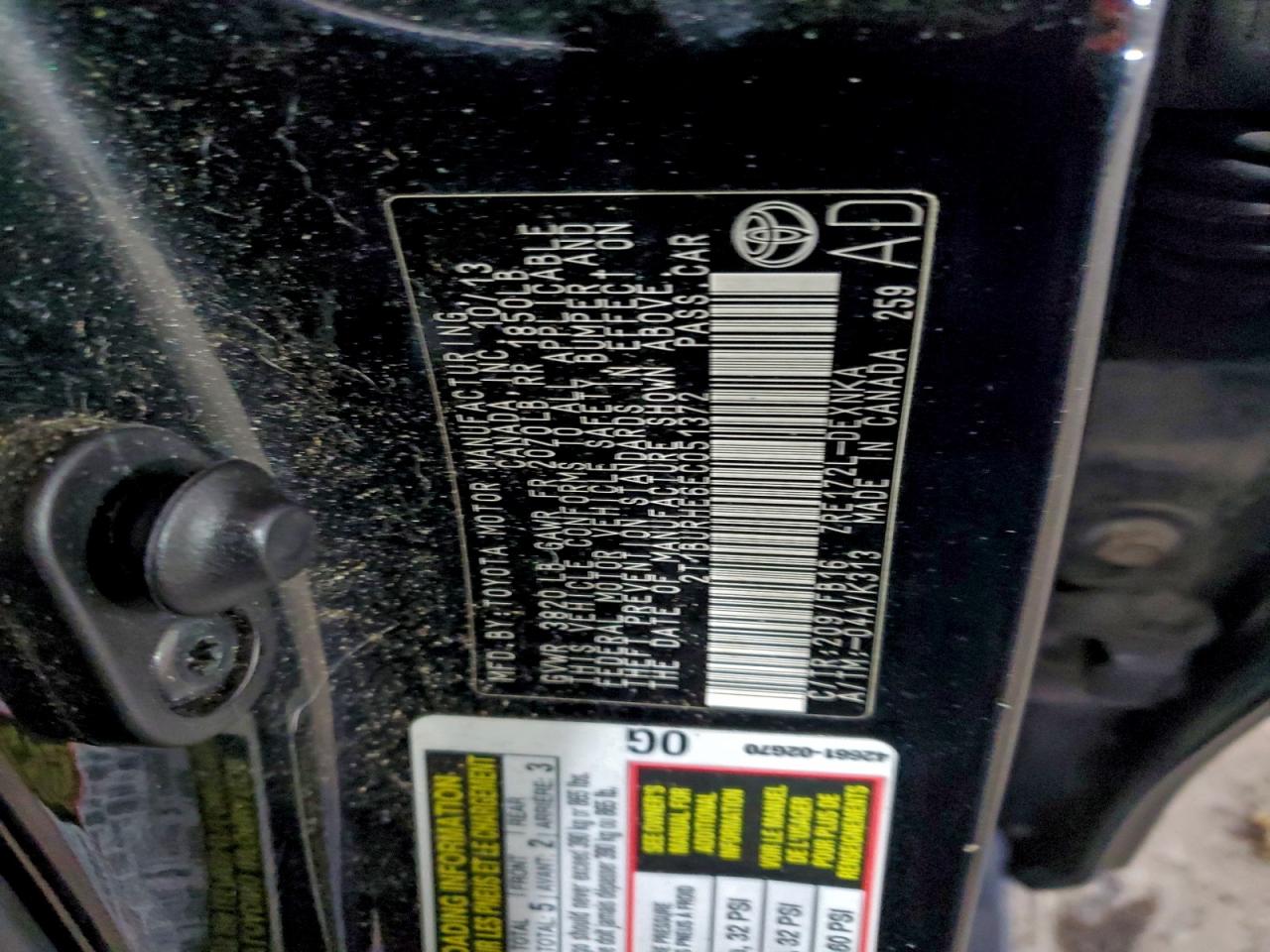 2014 TOYOTA COROLLA L photo 12