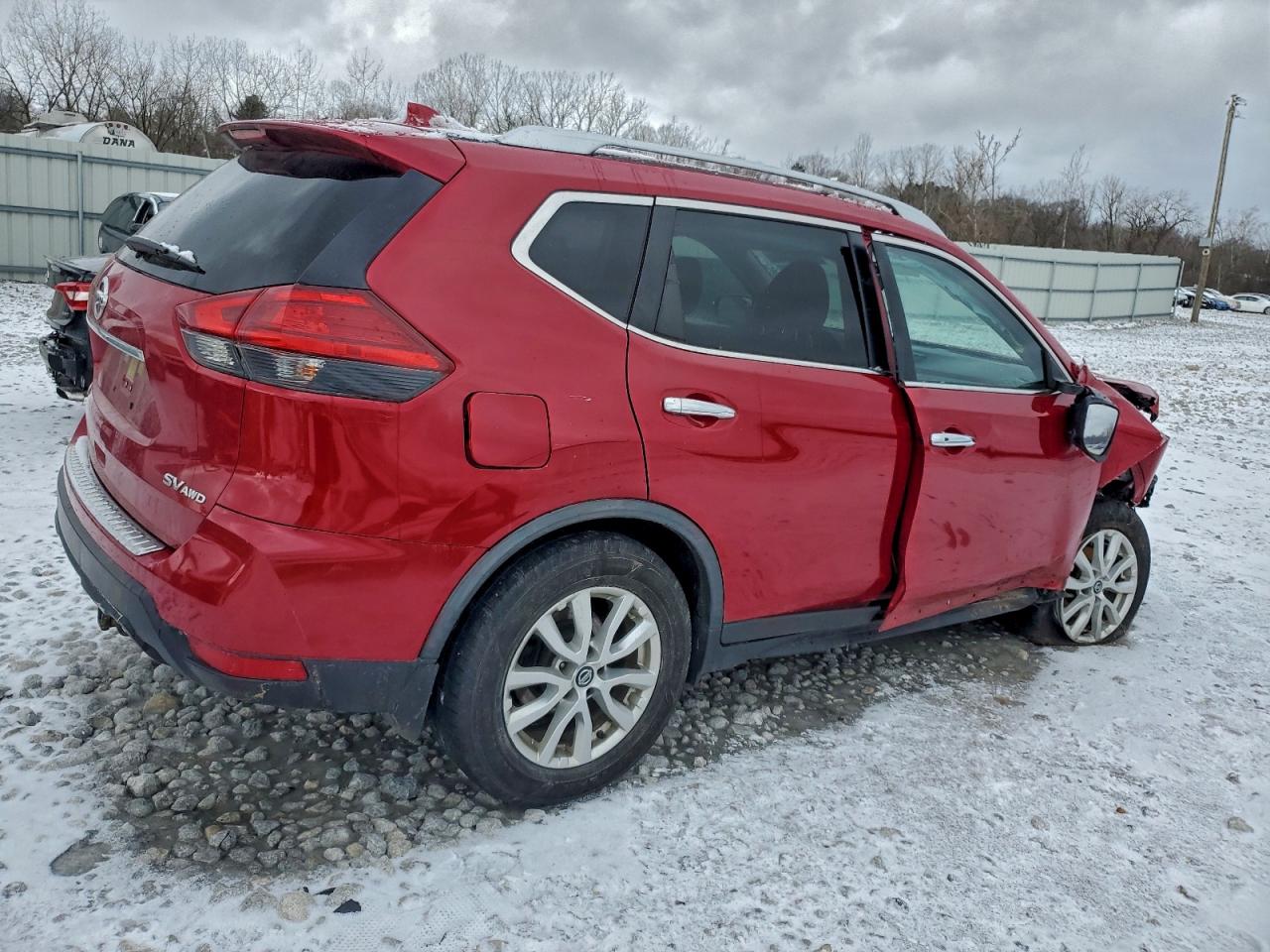 2017 NISSAN ROGUE S photo 3