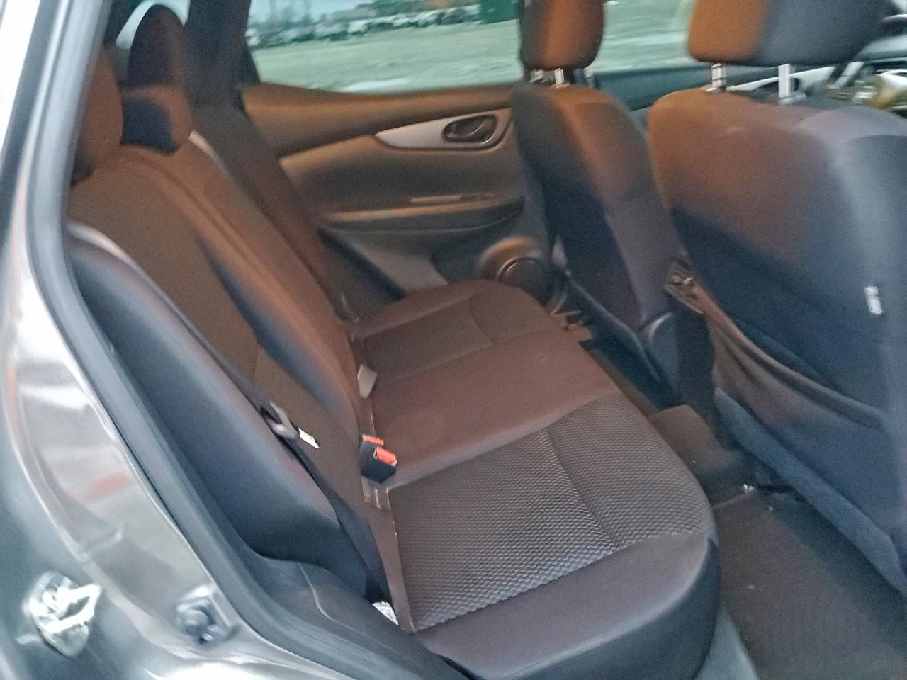 2018 NISSAN ROGUE SPORT S photo 11