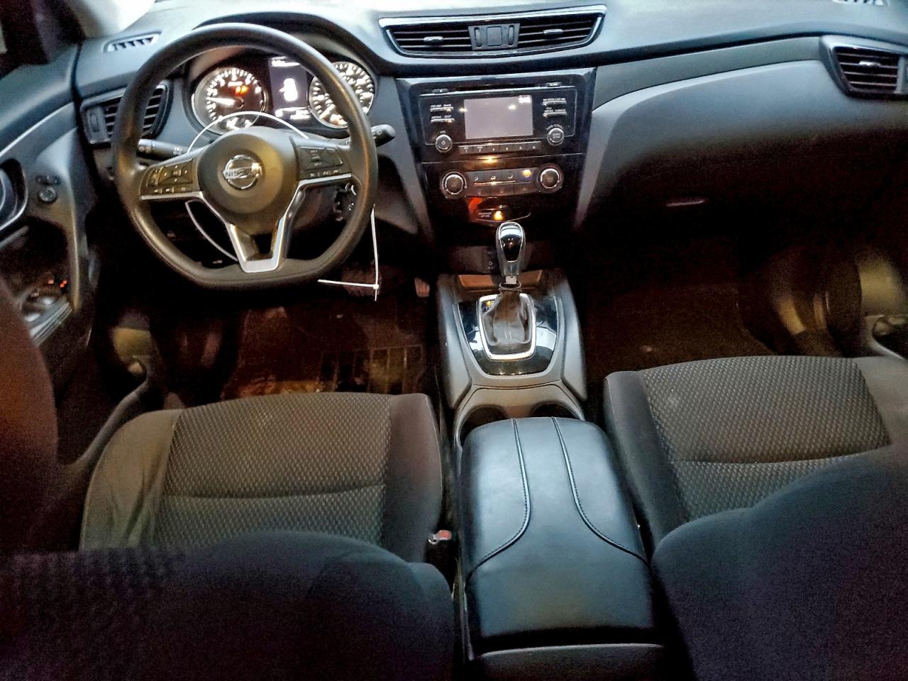 2018 NISSAN ROGUE SPORT S photo 8