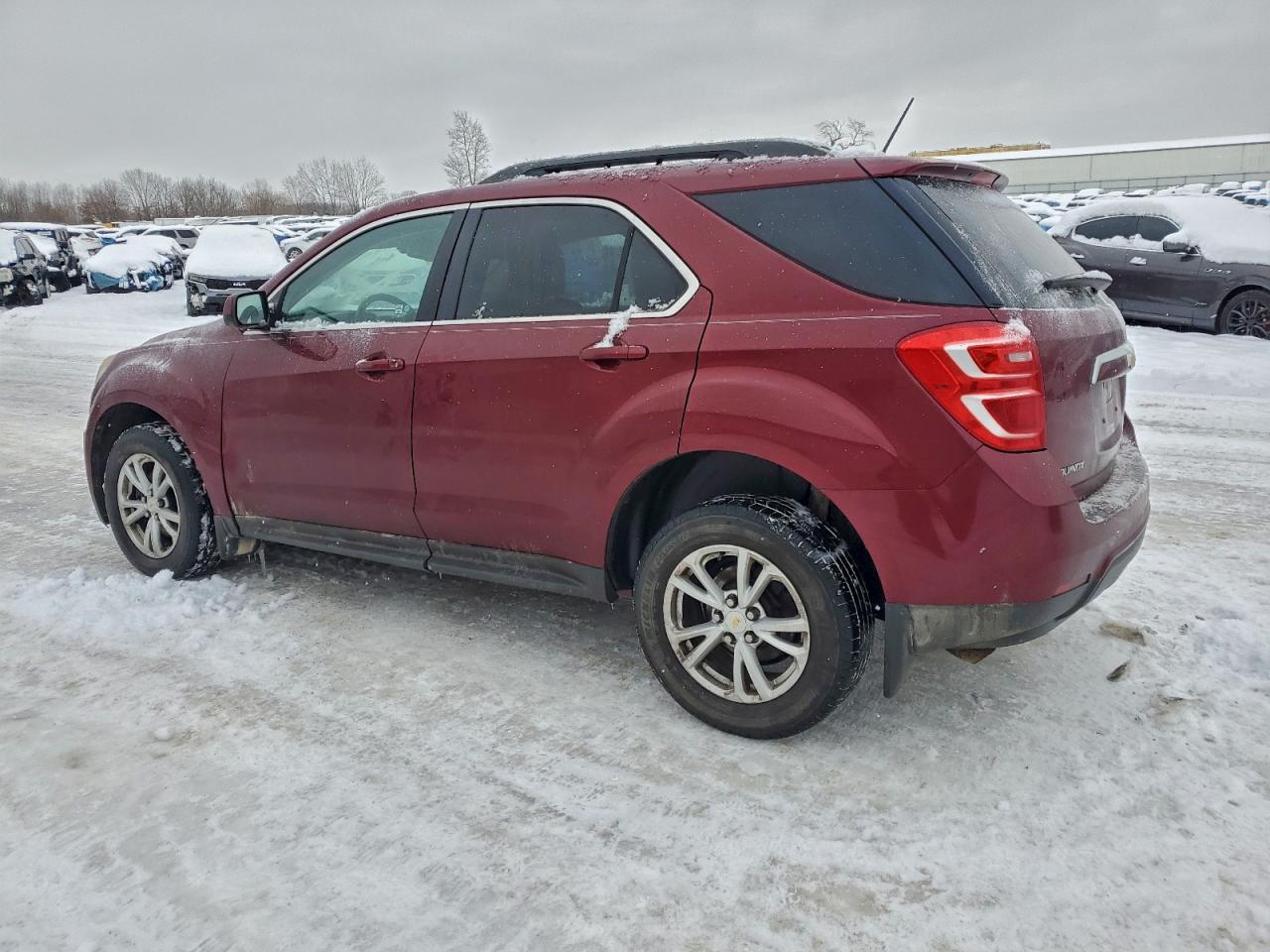 2017 CHEVROLET EQUINOX LT photo 2