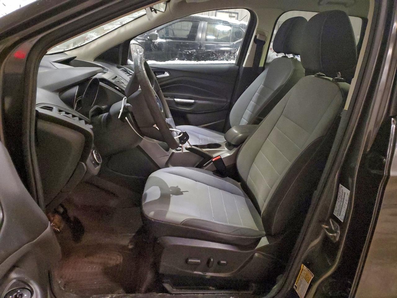 2016 FORD ESCAPE SE photo 7