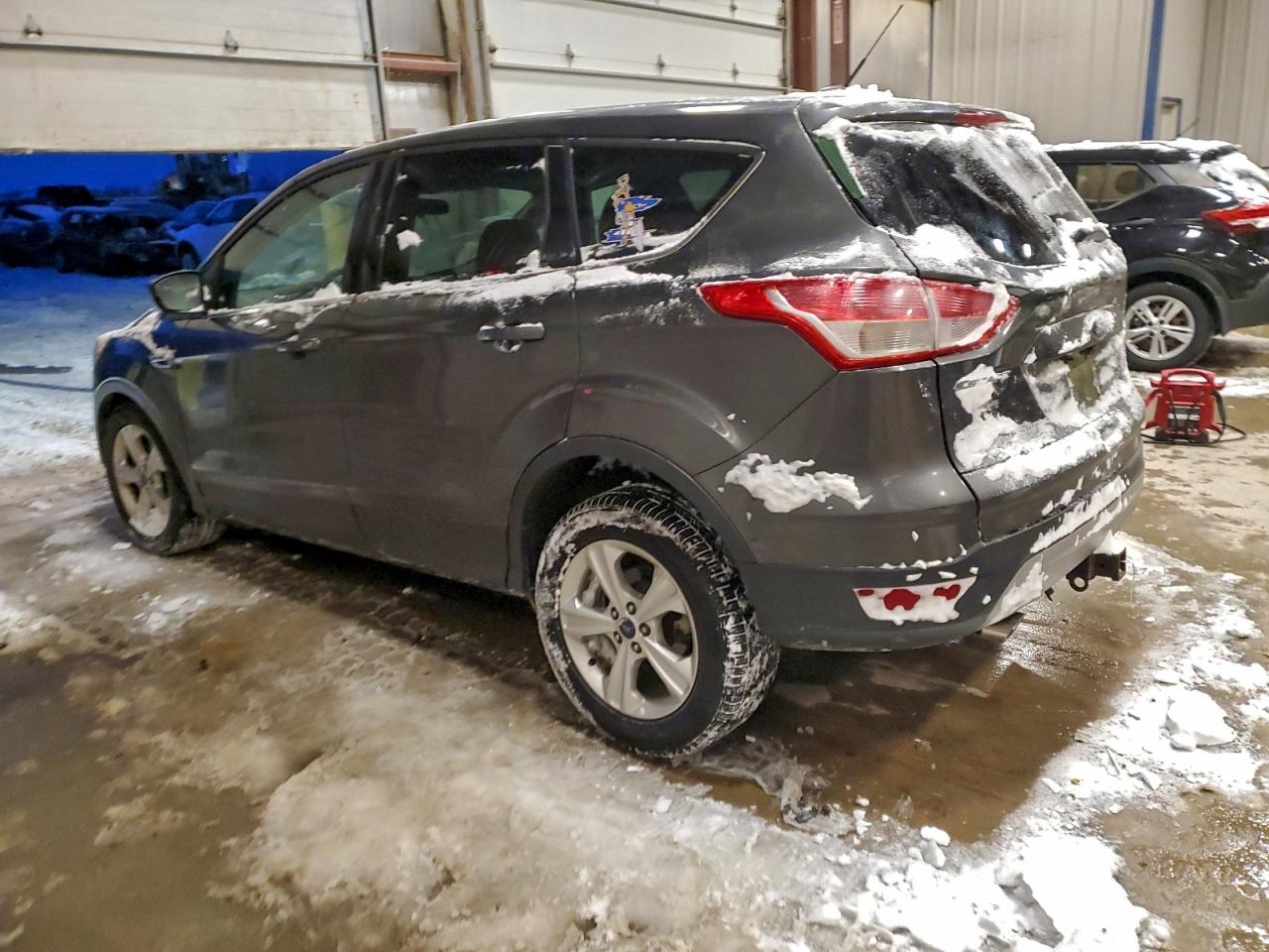 2016 FORD ESCAPE SE photo 2
