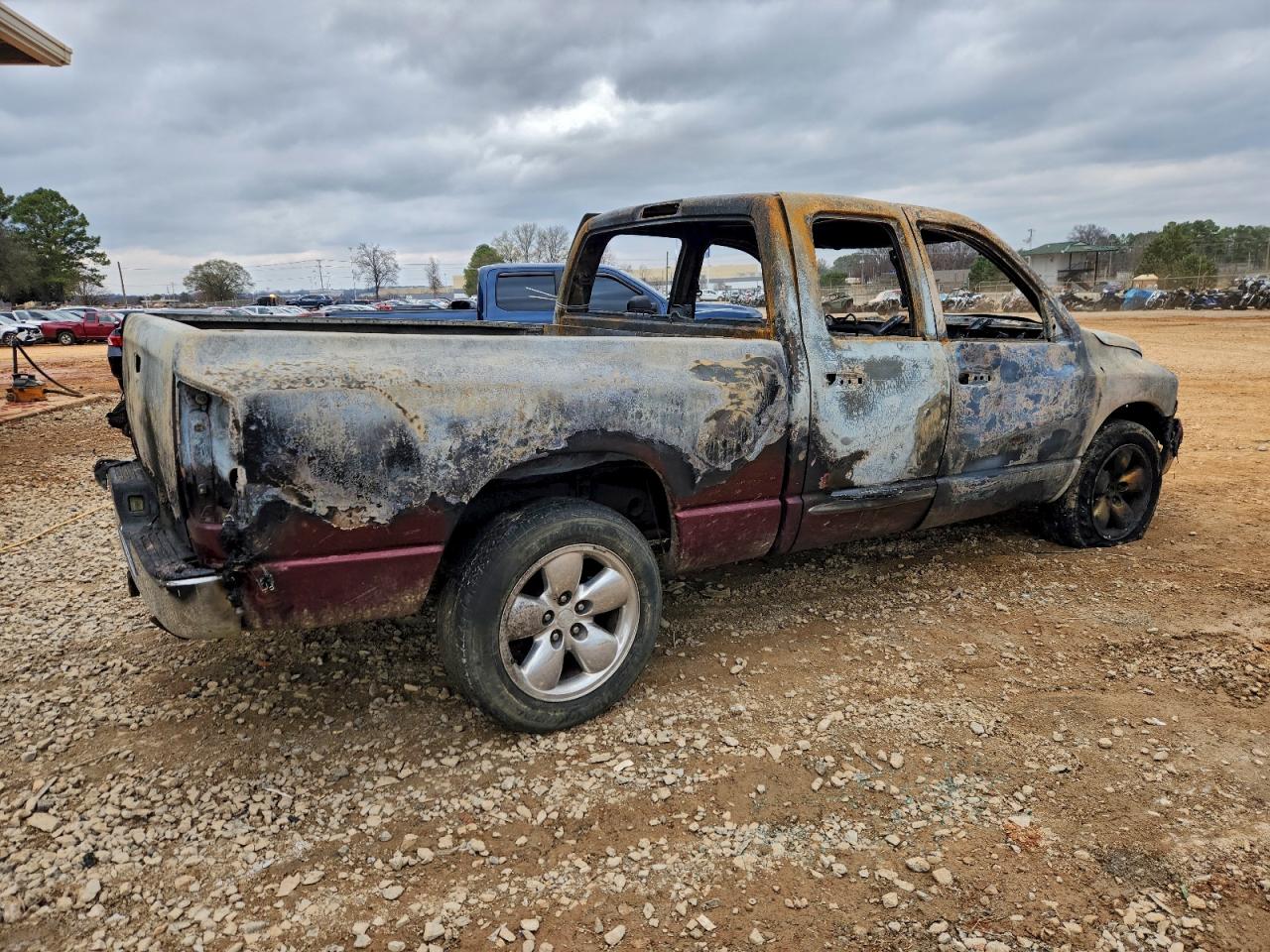 2003 DODGE RAM 1500 ST photo 3