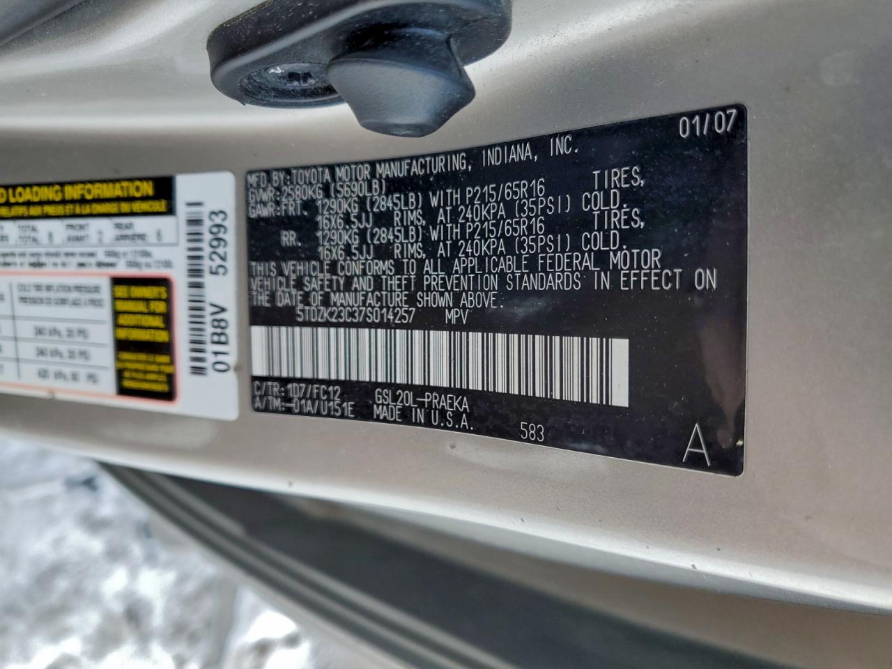 2007 TOYOTA SIENNA CE photo 13