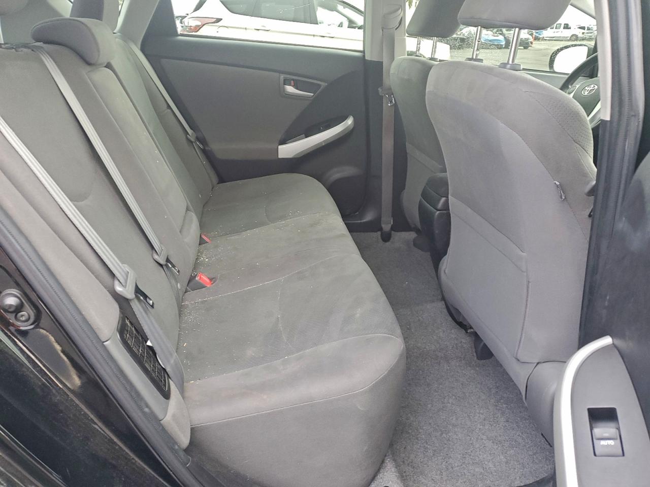 2012 TOYOTA PRIUS photo 10