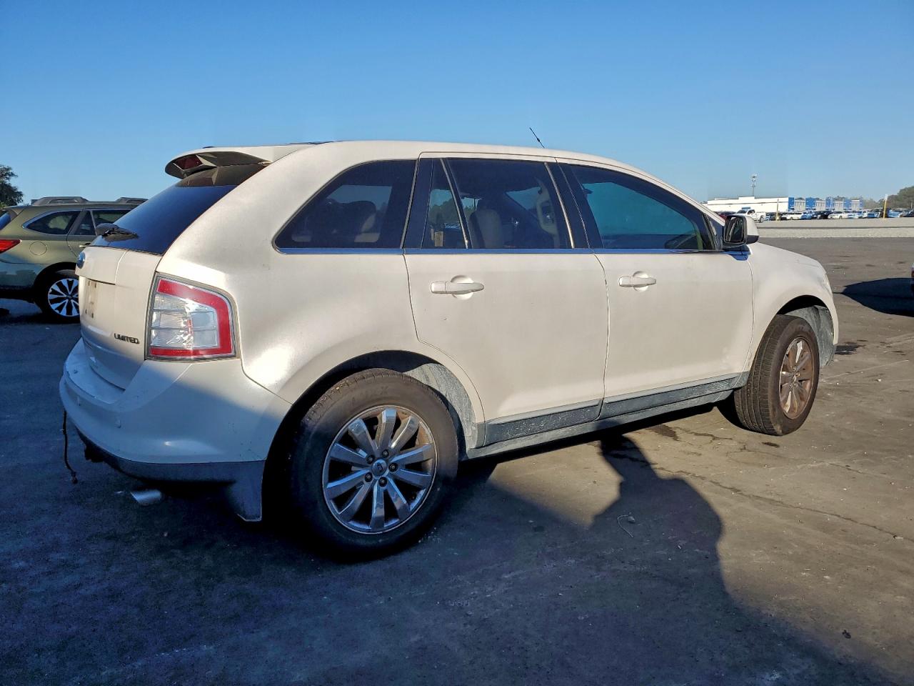 2010 FORD EDGE LIMITED photo 3