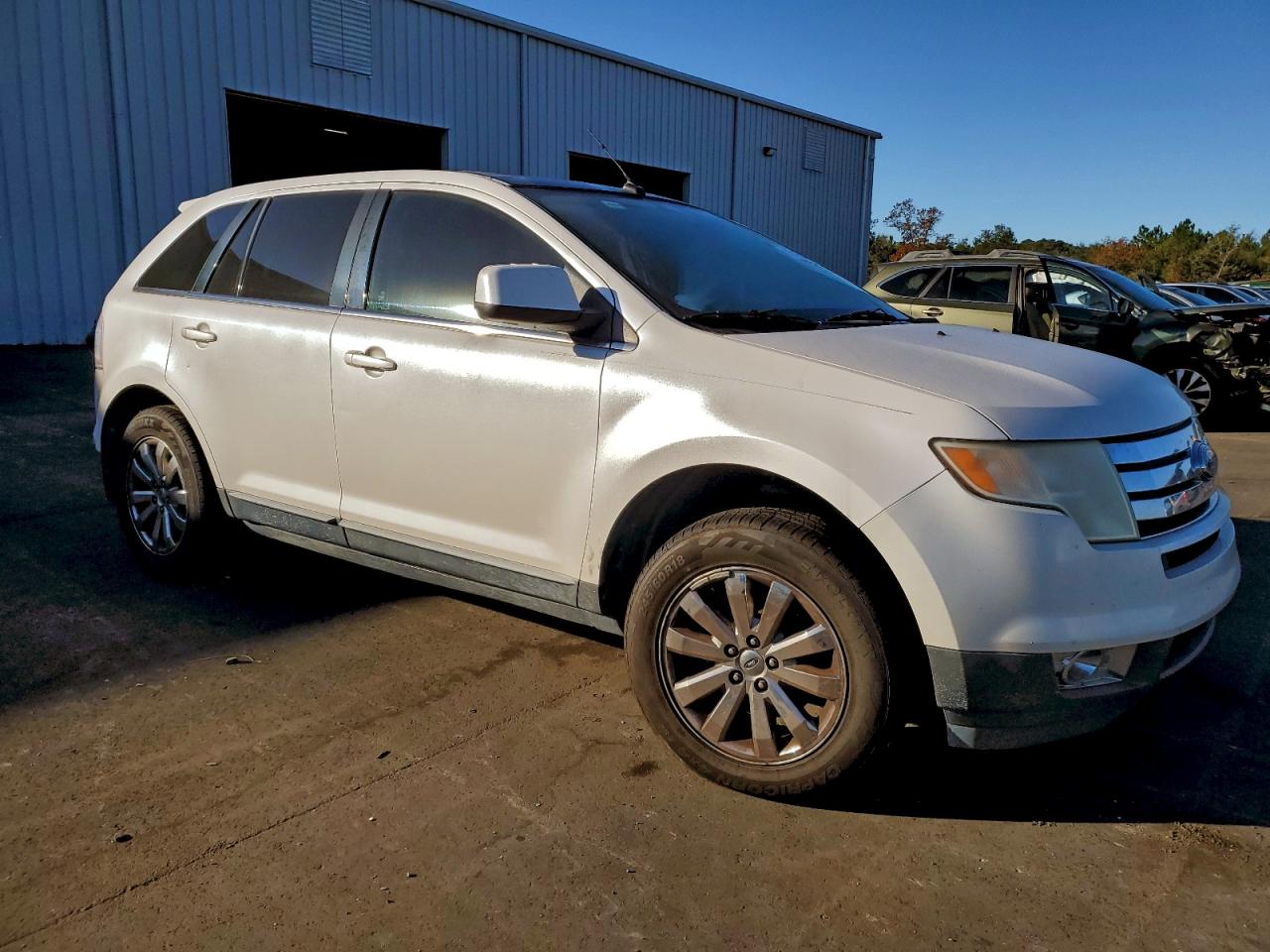 2010 FORD EDGE LIMITED photo 4