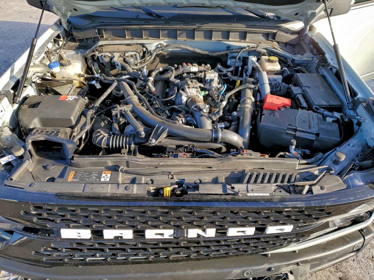 2022 FORD BRONCO BASE photo 12