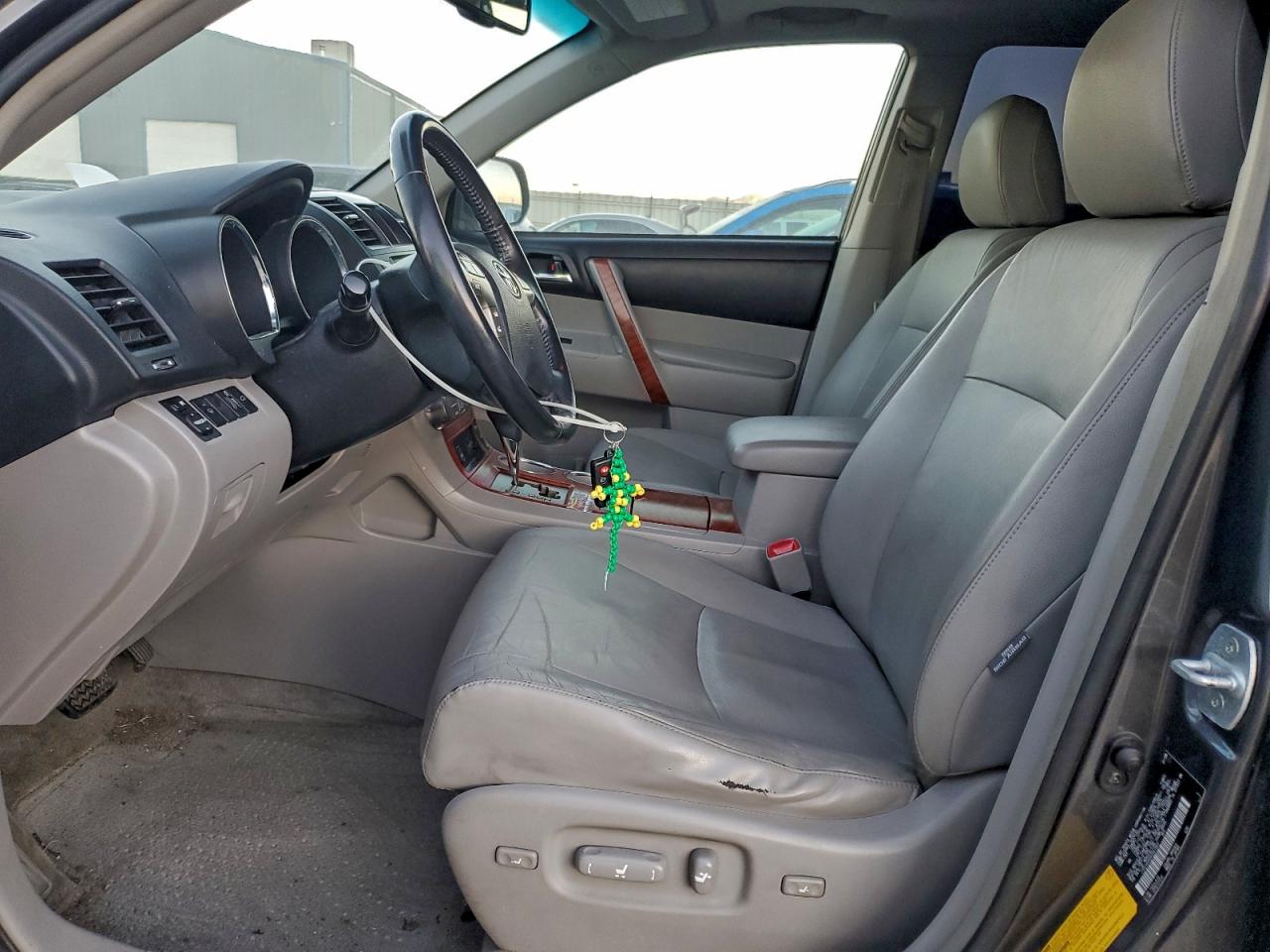 2008 TOYOTA HIGHLANDER LIMITED photo 7