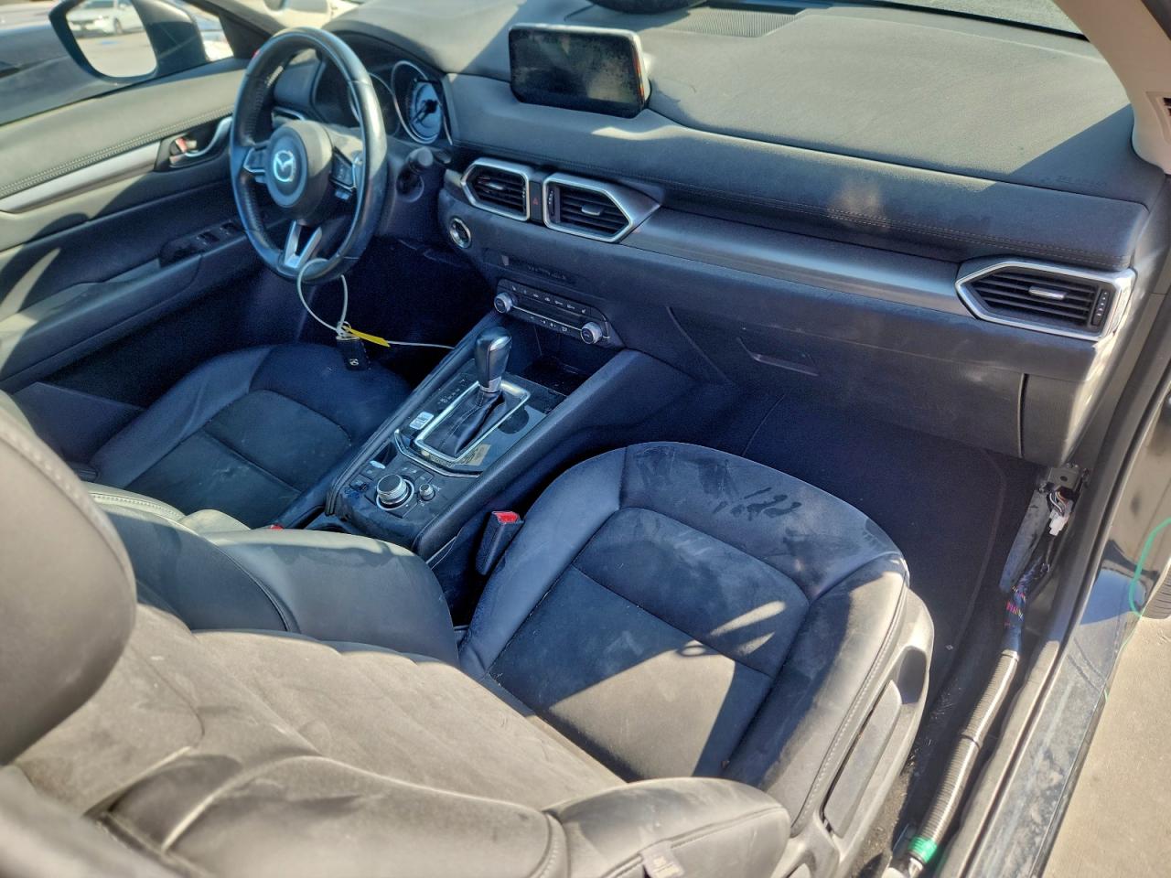 2020 MAZDA CX-5 TOURING photo 8