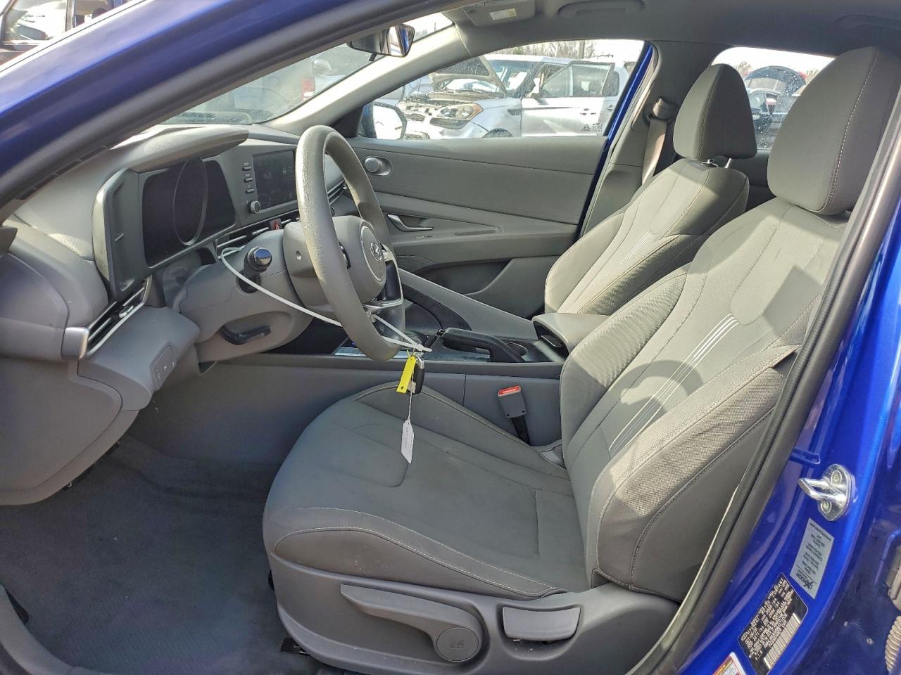2021 HYUNDAI ELANTRA SEL photo 7