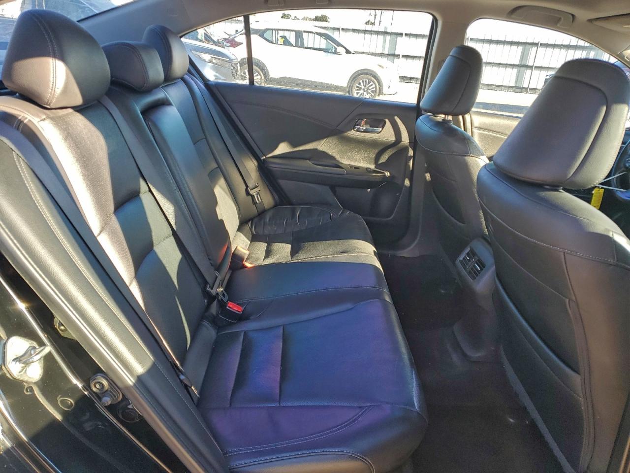 2017 HONDA ACCORD TOURING photo 10